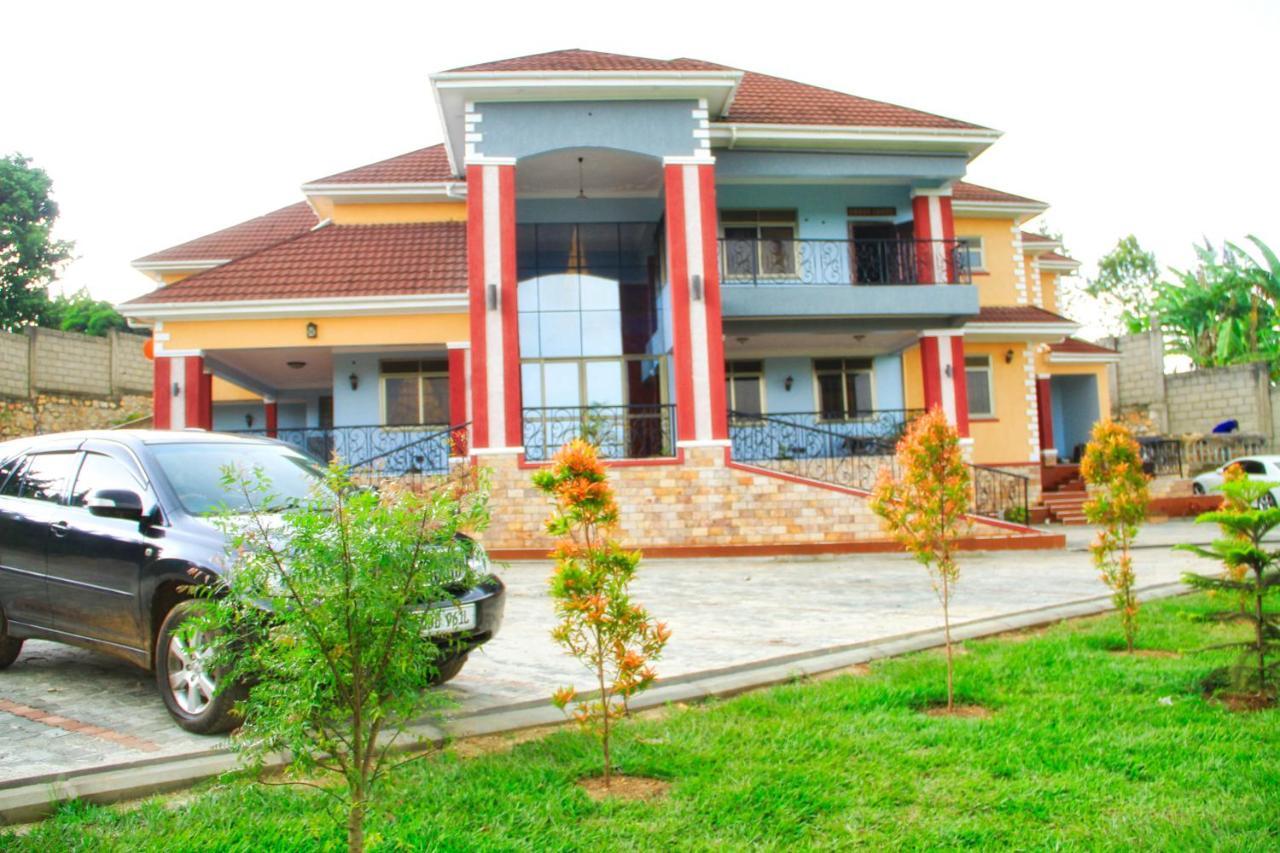 Fort Heights Homestay Fort Portal Exterior foto